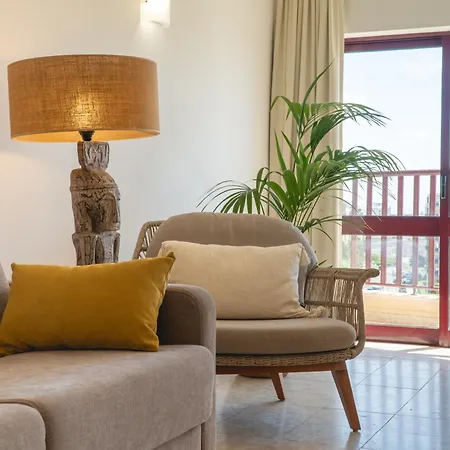 Sea Breeze Apartment